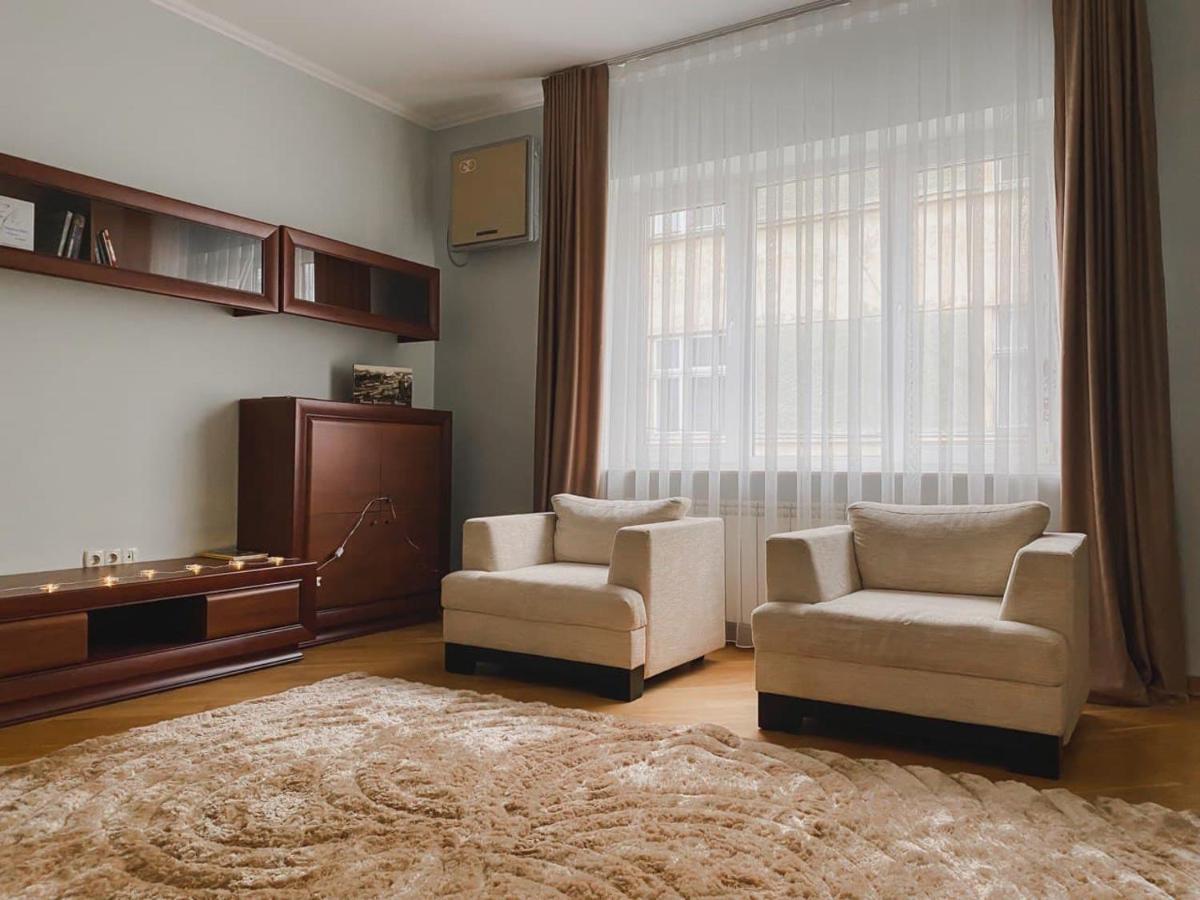 צ'רנוביץ Family Apartment Near The University מראה חיצוני תמונה