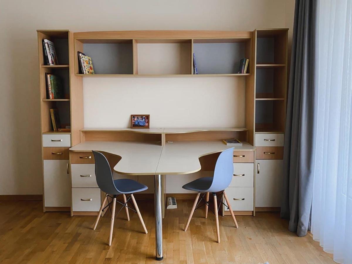 צ'רנוביץ Family Apartment Near The University מראה חיצוני תמונה