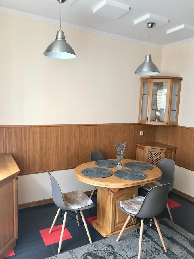 צ'רנוביץ Family Apartment Near The University מראה חיצוני תמונה