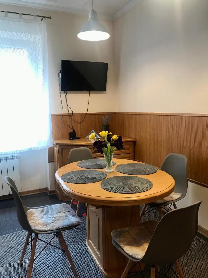 צ'רנוביץ Family Apartment Near The University מראה חיצוני תמונה