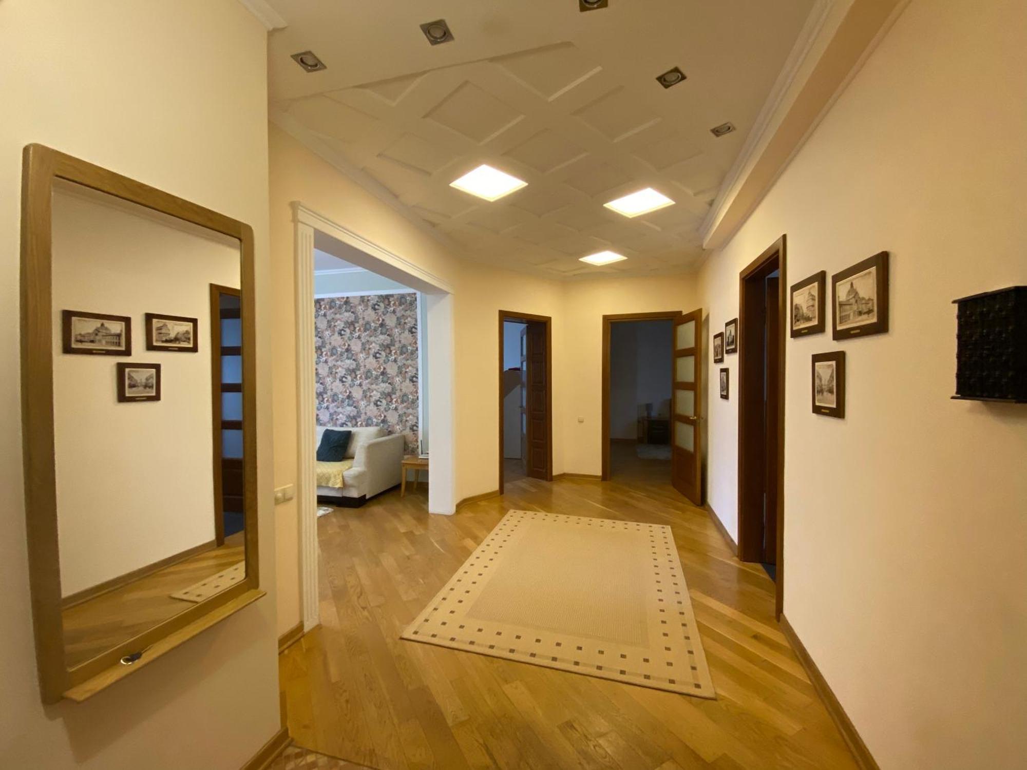 צ'רנוביץ Family Apartment Near The University מראה חיצוני תמונה