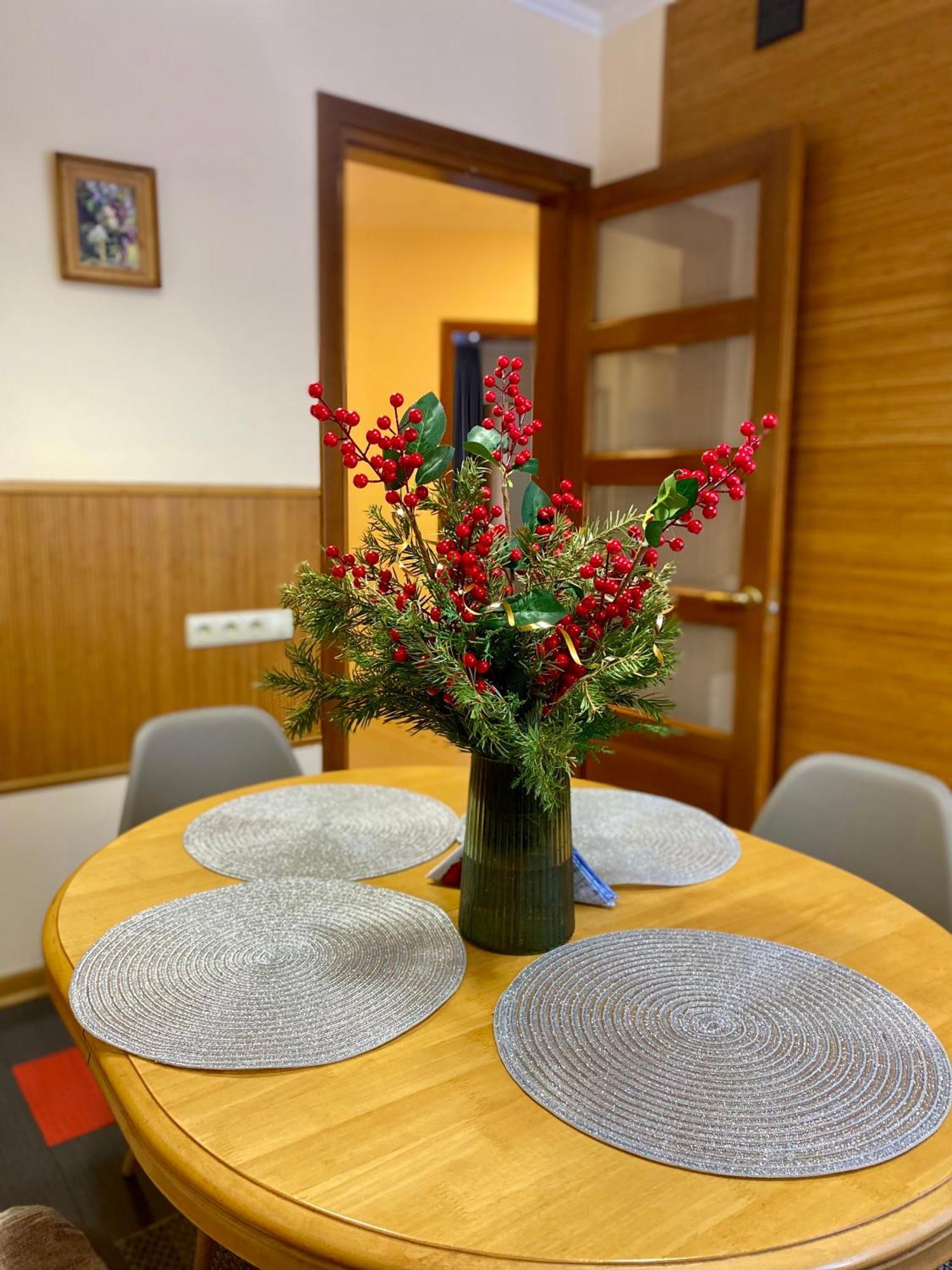 צ'רנוביץ Family Apartment Near The University מראה חיצוני תמונה